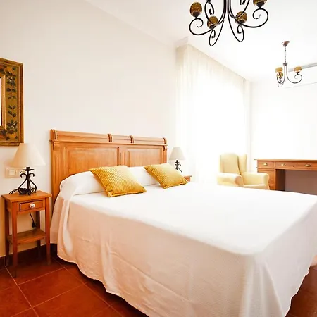 Galihost - Con Piscina En El Centro De * サンシェンショ