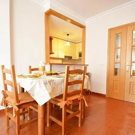 Galihost - Con Piscina En El Centro De アパート サンシェンショ